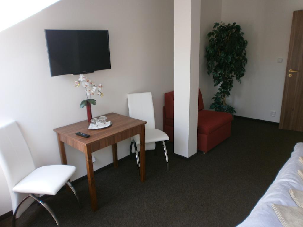 Hotel U Cisare Mělník Habitación foto