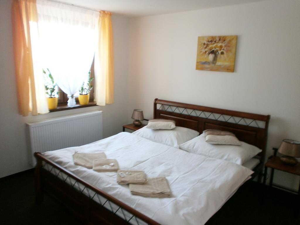 Hotel U Cisare Mělník Habitación foto