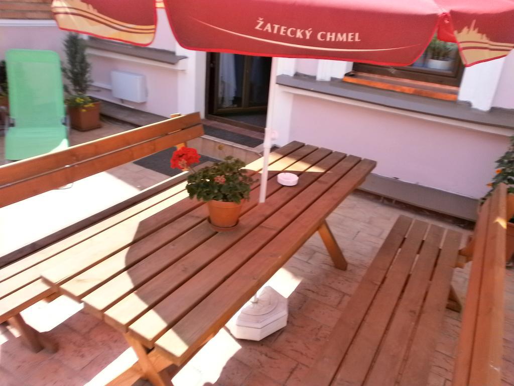 Hotel U Cisare Mělník Exterior foto